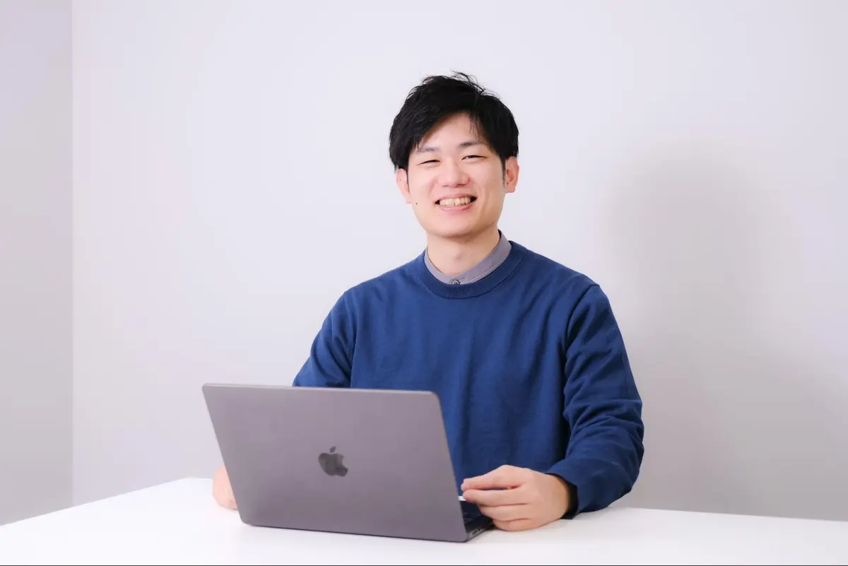 UXリサーチと戦略設計を武器に、構想段階から体験を描く原田さん。リアルとデジタルをつなぐUXに向き合う